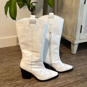 Size 6/39 Nasty Gal White Cowboy Boots
